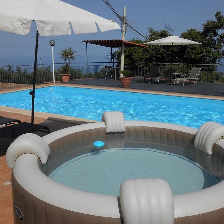 Al Villino Sunshine In Villa Con Piscina Ed Idromassaggio SantʼAlfio المظهر الخارجي الصورة