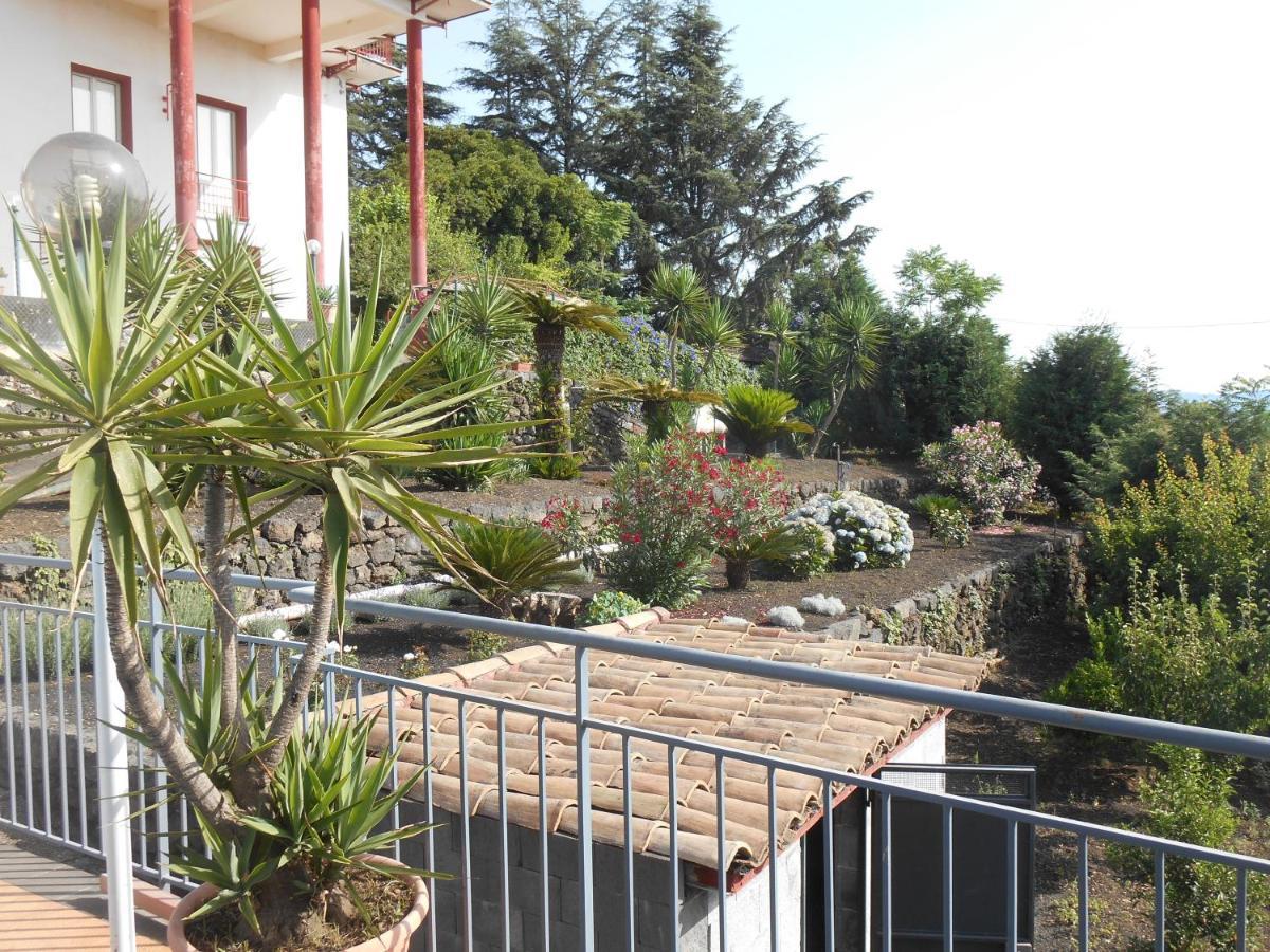Al Villino Sunshine In Villa Con Piscina Ed Idromassaggio SantʼAlfio المظهر الخارجي الصورة