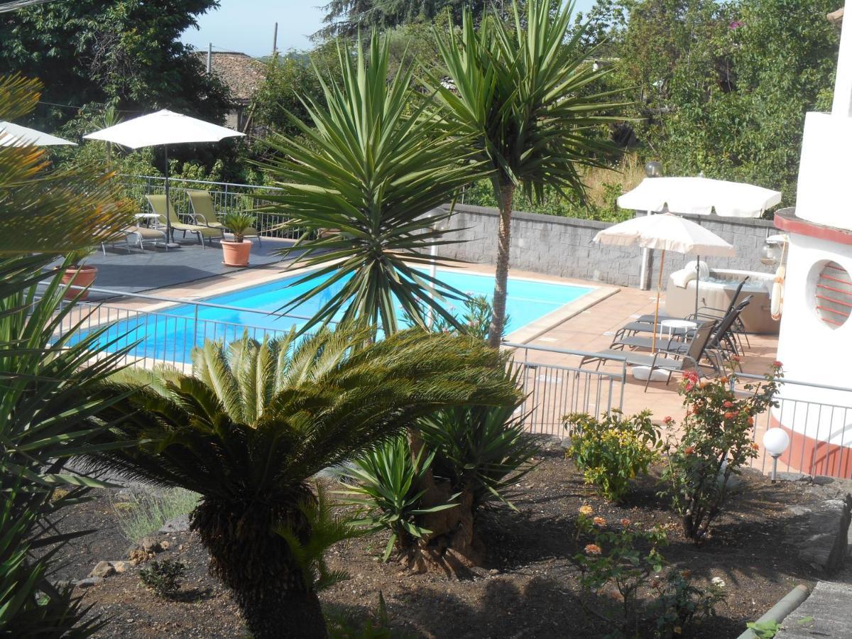 Al Villino Sunshine In Villa Con Piscina Ed Idromassaggio SantʼAlfio المظهر الخارجي الصورة