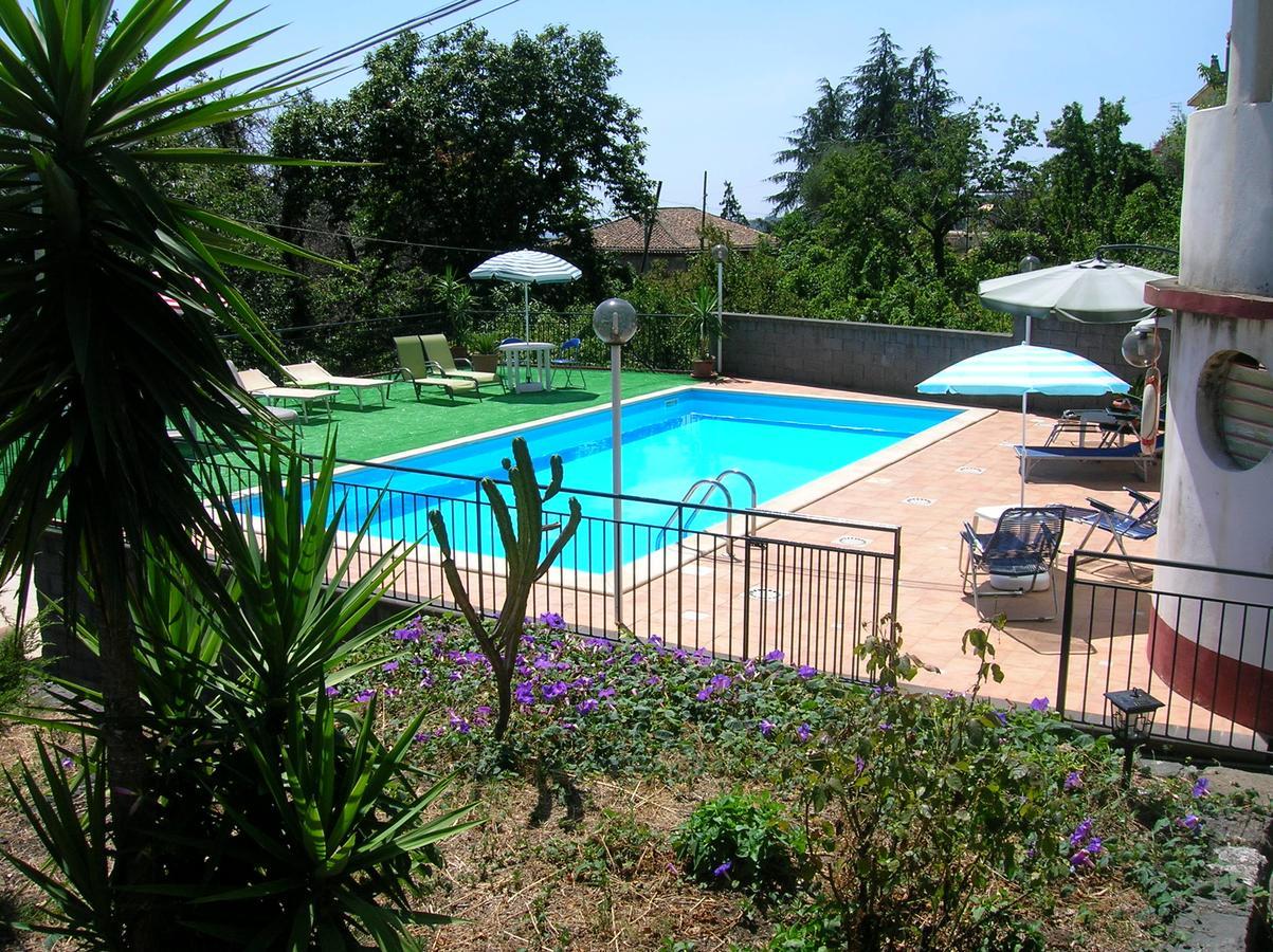 Al Villino Sunshine In Villa Con Piscina Ed Idromassaggio SantʼAlfio المظهر الخارجي الصورة